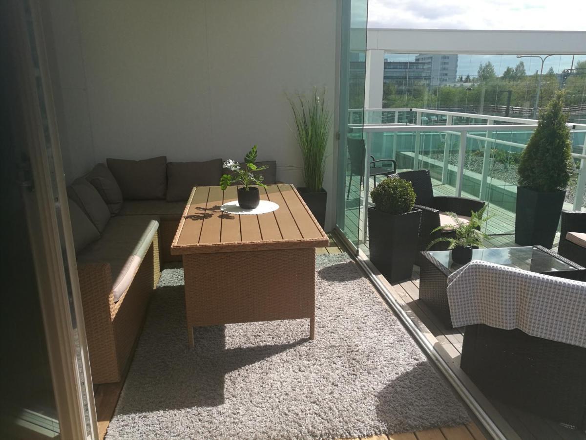 Starhomes Double Lux 8 Oulu Kültér fotó
